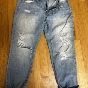 Women’s  Slim Straight Distressed Light Blue Jean crops